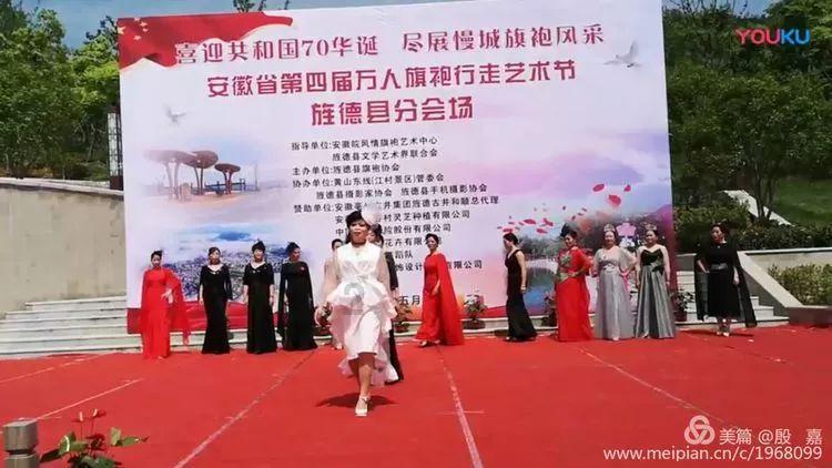 男生叫你给他带礼物怎么回复幽默？游戏画面